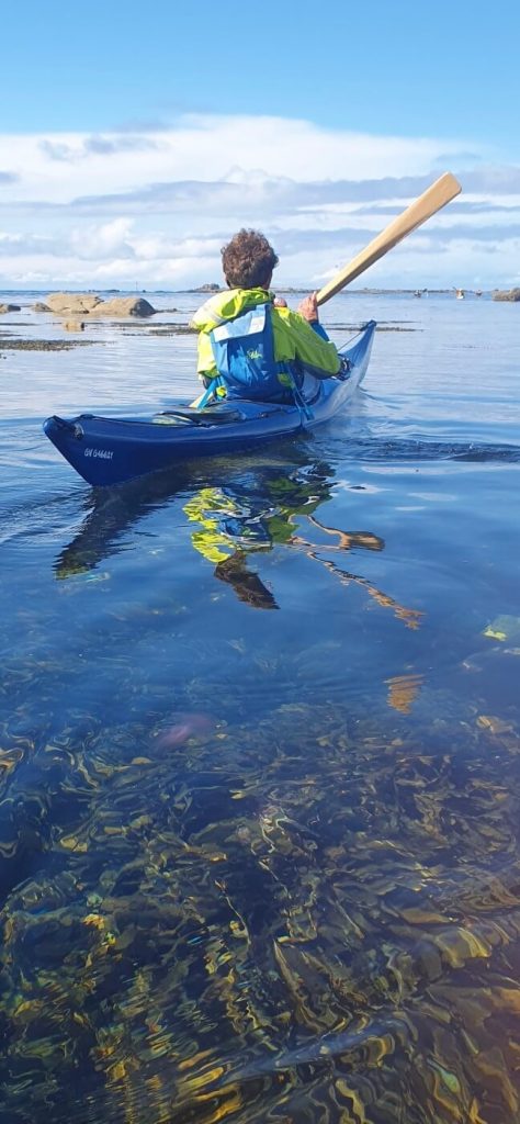 Découverte des Etocs en kayak de mer – Finistère Sud Balade kayak aux Etocs