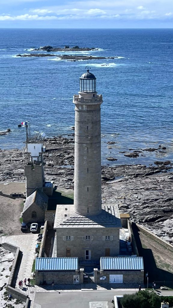 Balade kayak vers Eckmuhl - Finistère Sud Visite du phare d'Eckmuhl en kayak